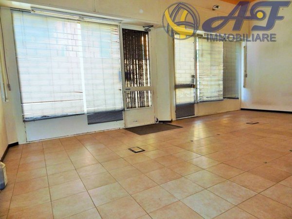 appartamento in affitto a Missaglia in zona Lomaniga