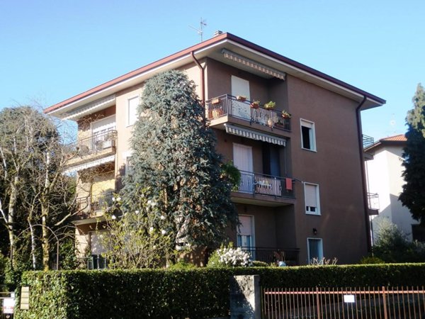 appartamento in affitto a Montevecchia