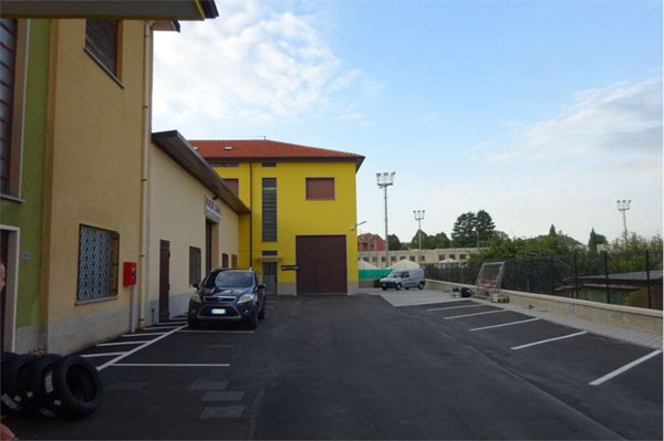 ufficio in affitto ad Oggiono