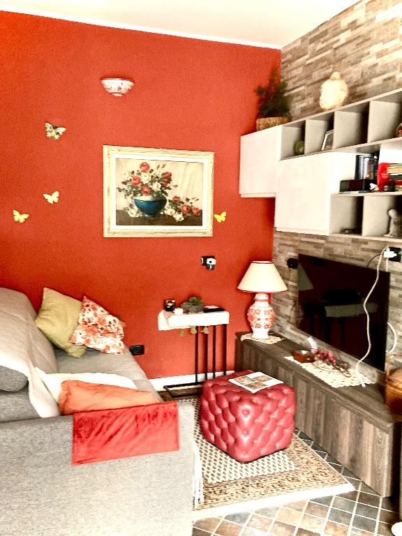 appartamento in affitto ad Oggiono in zona Imberido