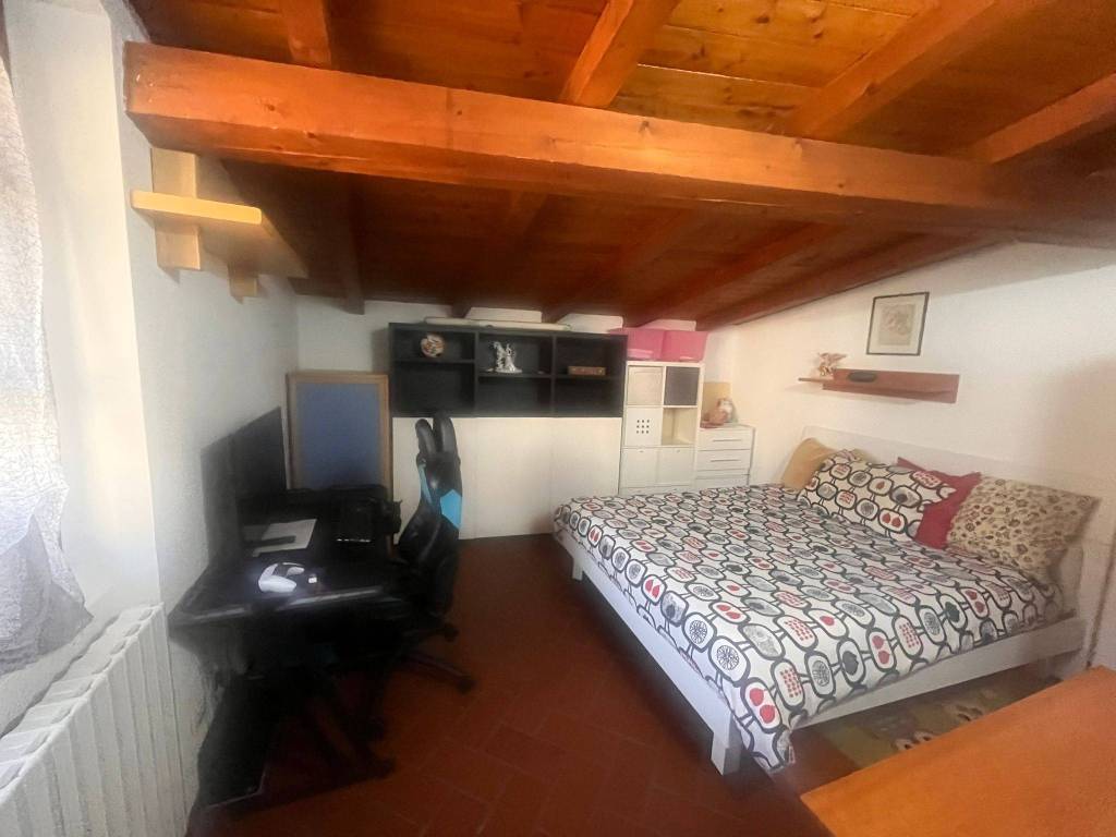 appartamento in affitto ad Oggiono in zona Imberido