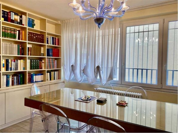 ufficio in affitto ad Oggiono