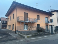 appartamento in affitto ad Oggiono