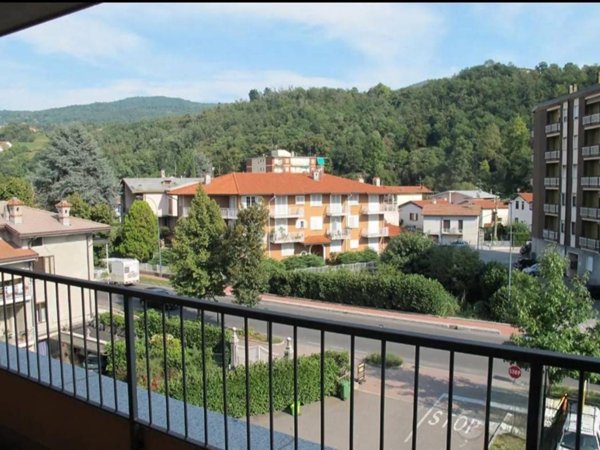 appartamento in affitto ad Oggiono in zona Imberido