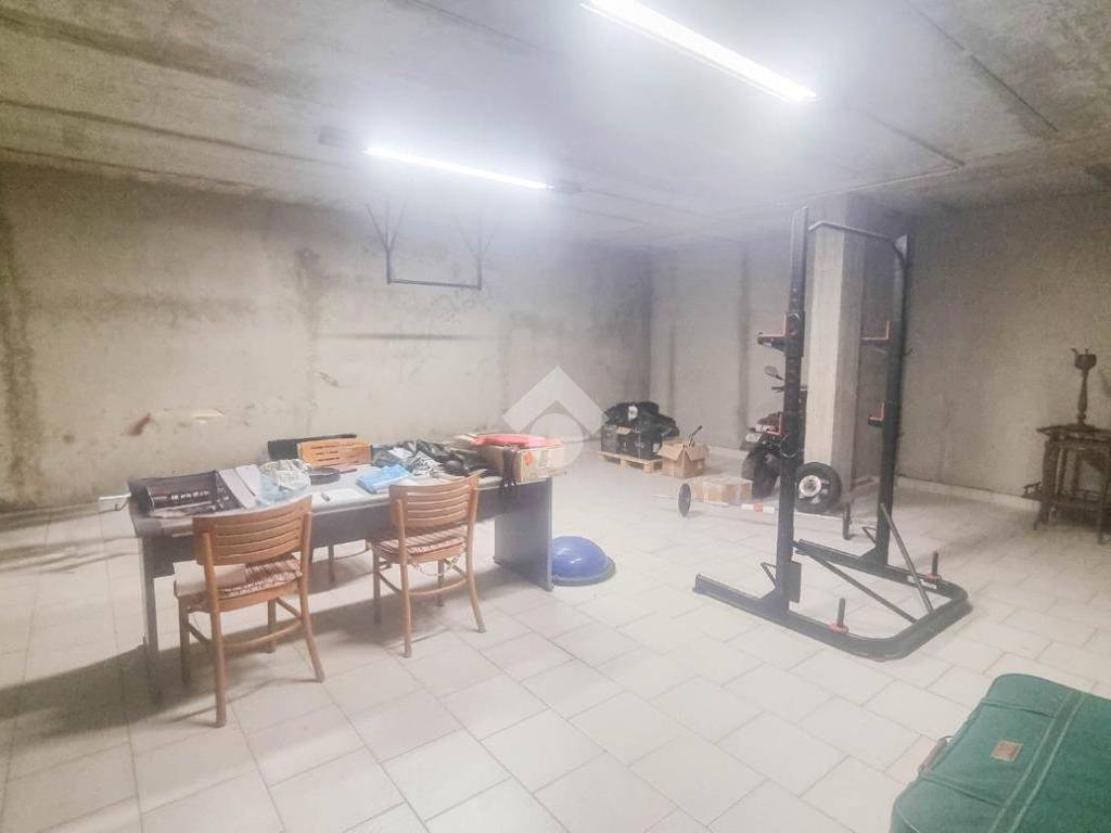 locale commerciale in affitto ad Olgiate Molgora in zona San Zeno