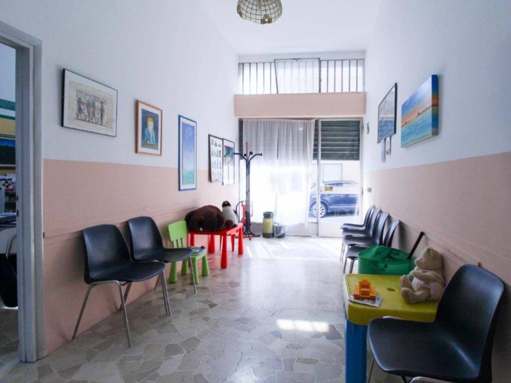 negozio in affitto ad Olginate