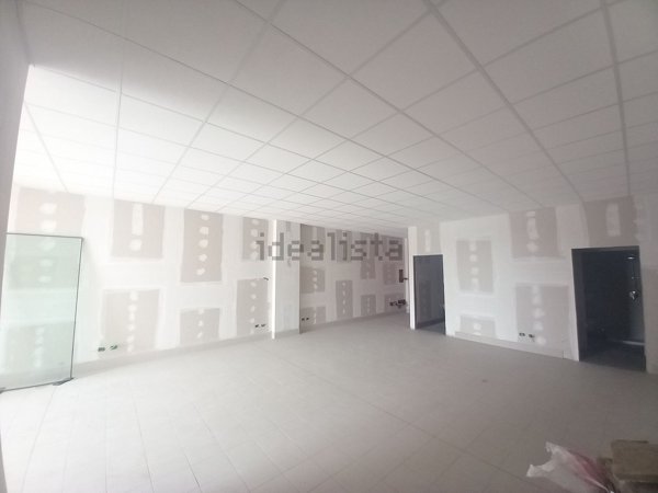 capannone in affitto ad Osnago