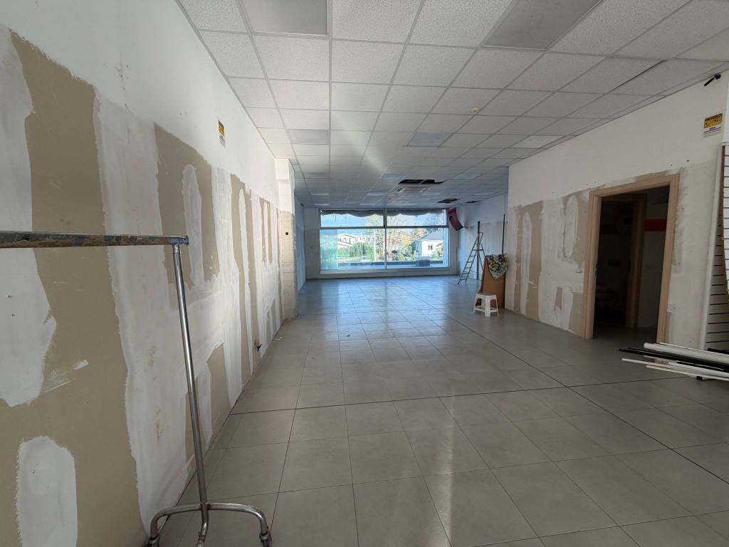 appartamento in affitto ad Osnago in zona Canova