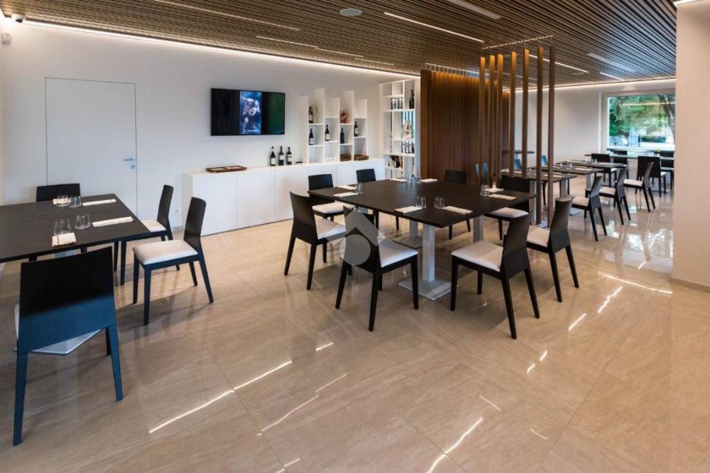 negozio in affitto a Paderno d'Adda