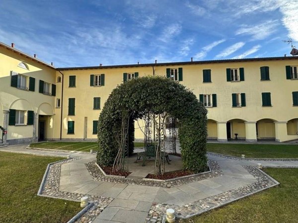 appartamento in affitto a Pescate