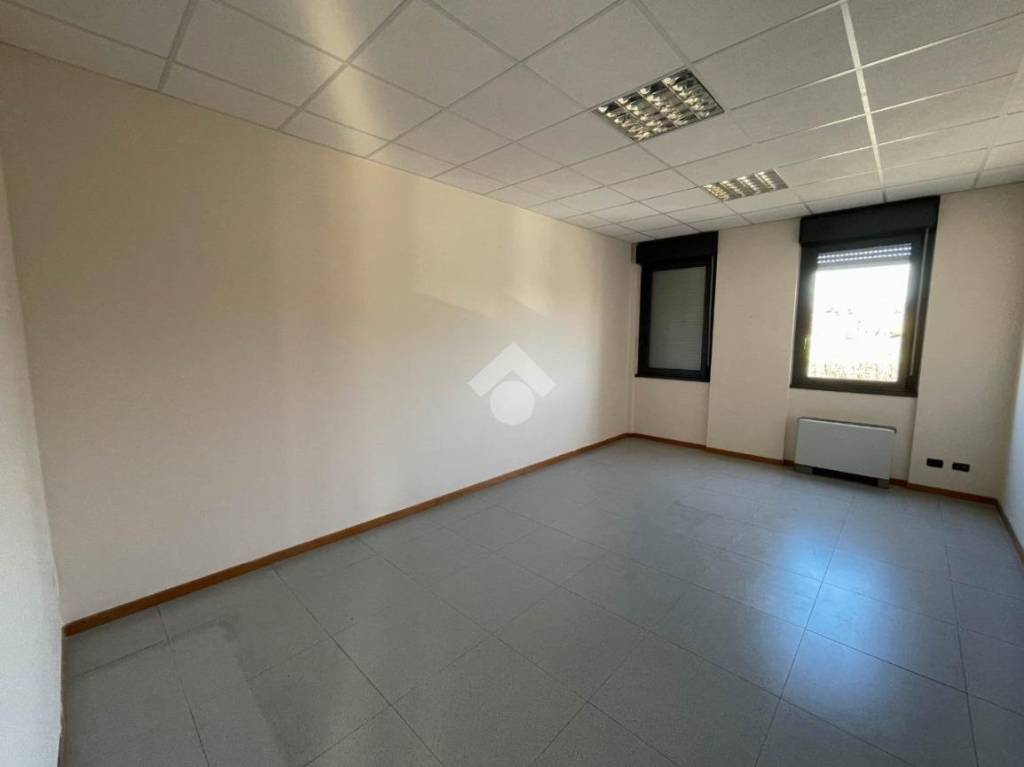 ufficio in affitto a Robbiate