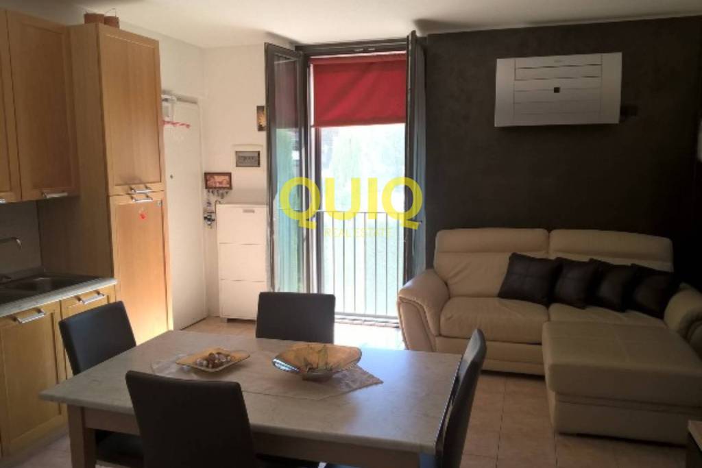 appartamento in affitto a Valmadrera in zona Centro Storico