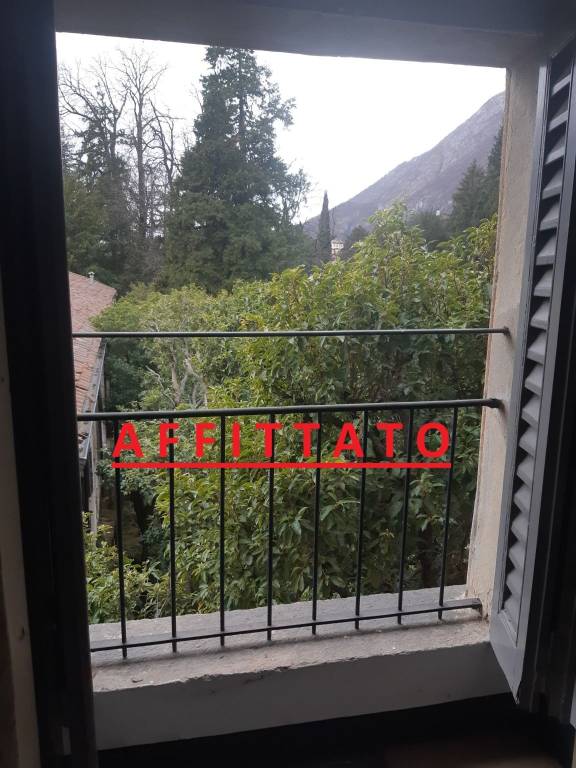 appartamento in affitto a Valmadrera in zona Centro Storico