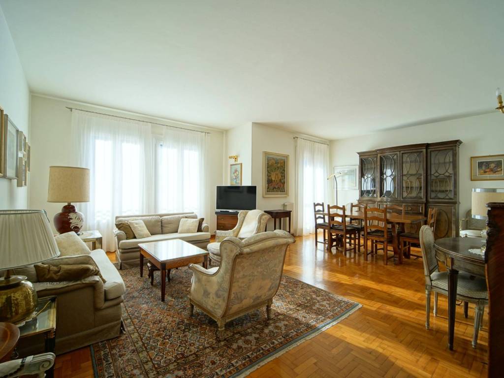 appartamento in affitto a Valmadrera