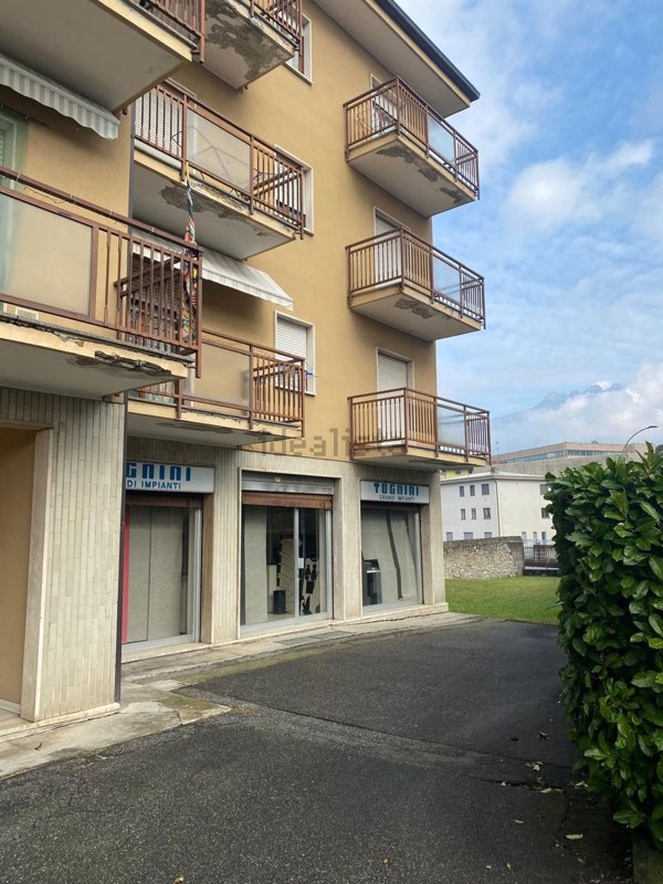 appartamento in affitto a Valmadrera