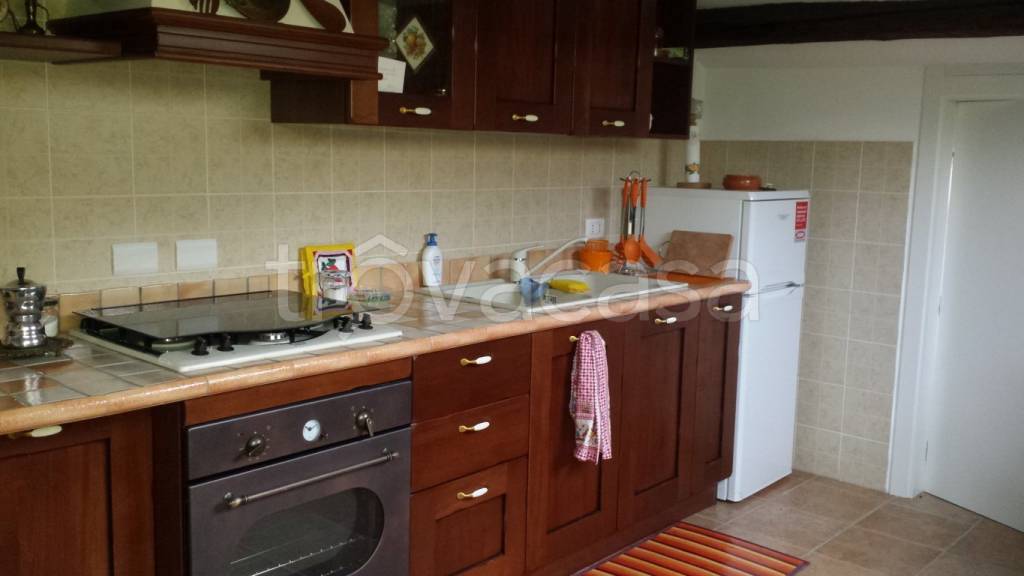 appartamento in affitto a Valmadrera in zona Centro Storico
