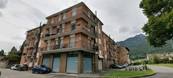 ufficio in affitto a Valmadrera in zona San Dionigi