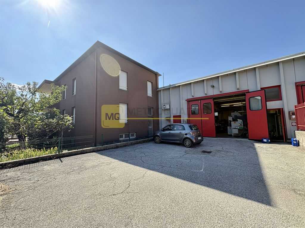 appartamento in affitto a Valmadrera in zona Caserta