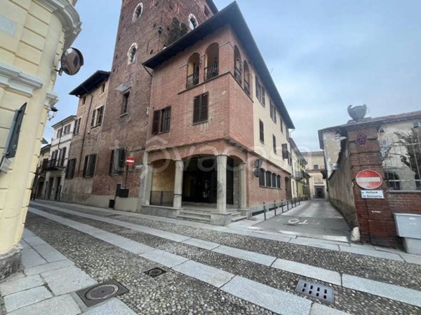 negozio in affitto a Felizzano
