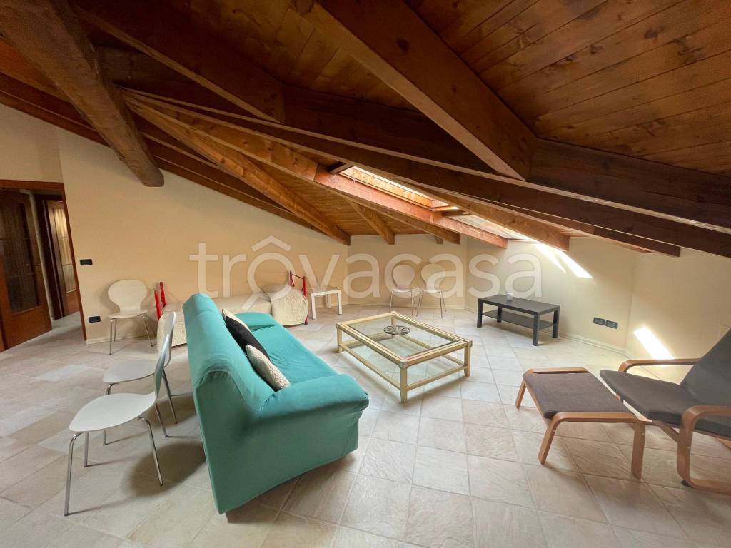 appartamento in affitto a Melazzo