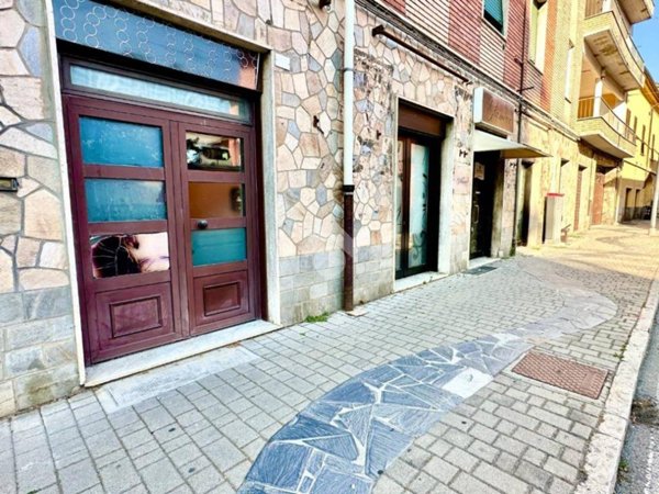 negozio in affitto a Novi Ligure