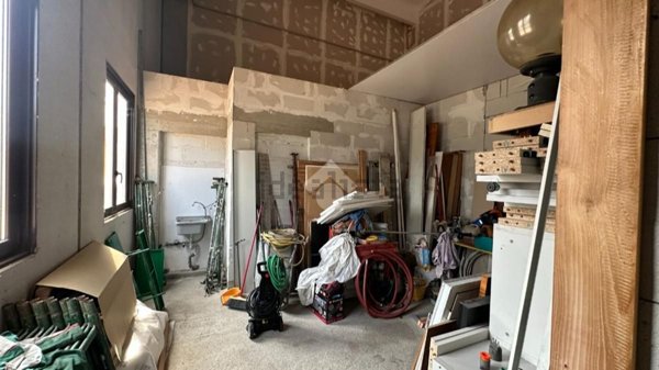capannone in affitto a Novi Ligure