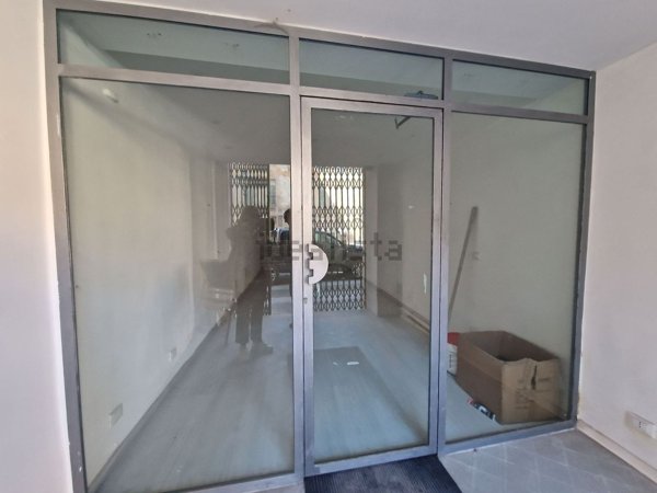 locale commerciale in affitto a Novi Ligure