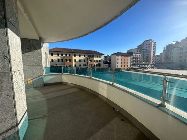 ufficio in affitto a Novi Ligure