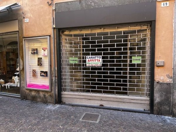 negozio in affitto a Novi Ligure