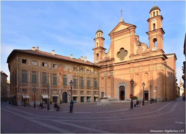 locale commerciale in affitto a Novi Ligure