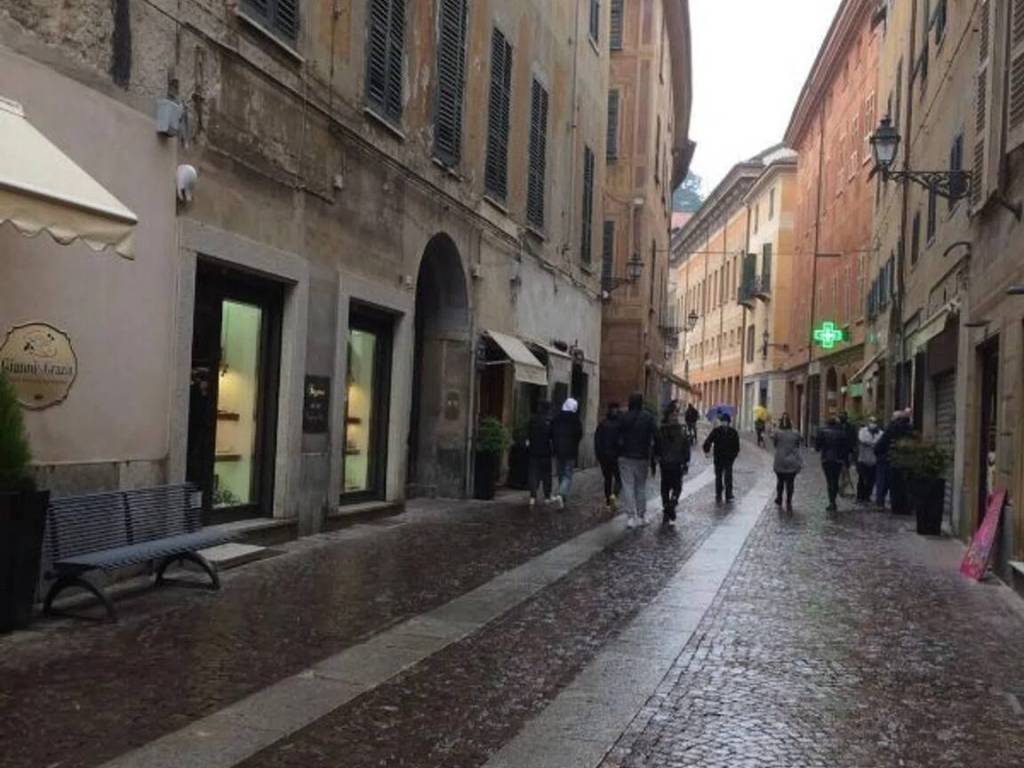 negozio in affitto a Novi Ligure