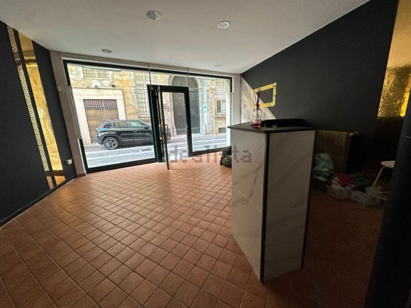 locale commerciale in affitto a Novi Ligure