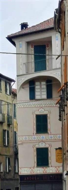 locale commerciale in affitto ad Ovada