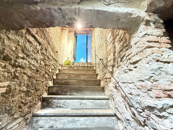 negozio in affitto ad Ovada