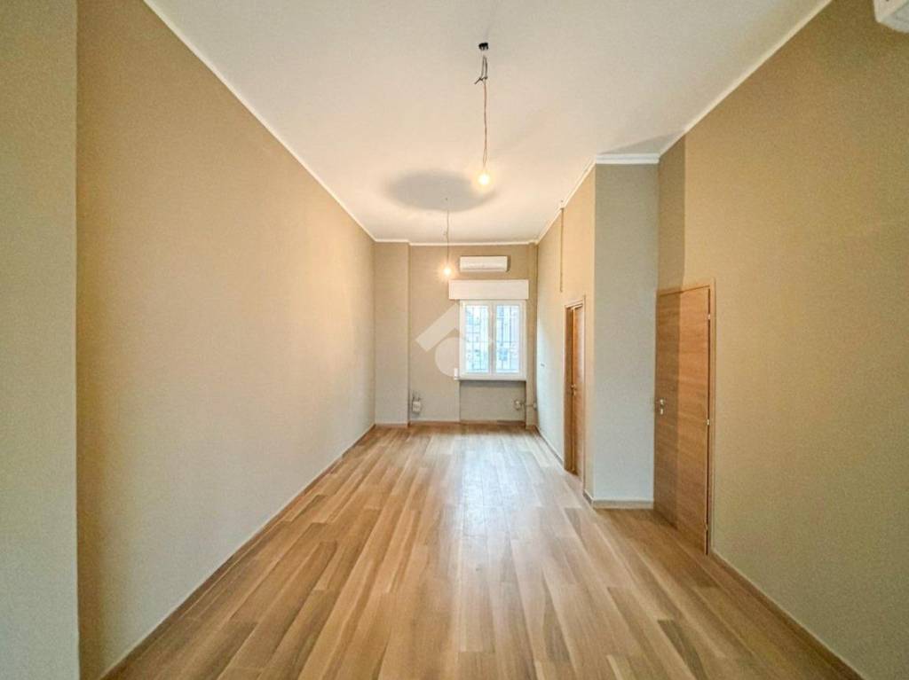 negozio in affitto a Casalpusterlengo