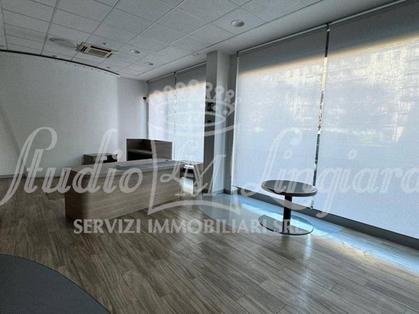 ufficio in affitto a Lodi in zona Fanfani
