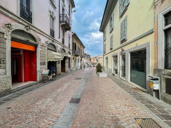 negozio in affitto a Lodi in zona Centro Storico