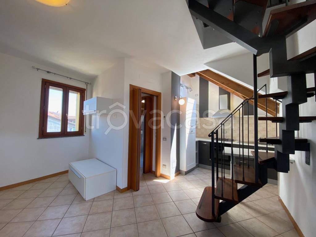appartamento in affitto a Lodi in zona Città Bassa