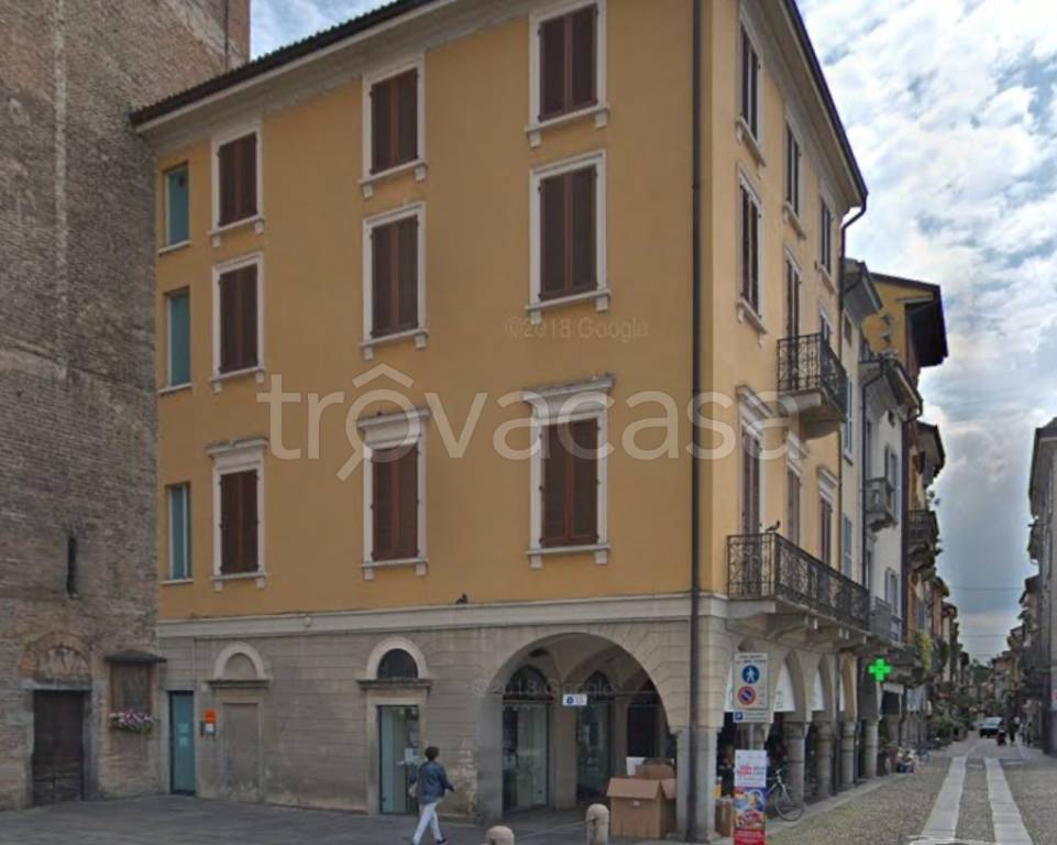 appartamento in affitto a Lodi in zona Centro Storico