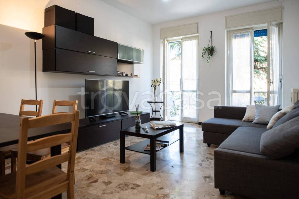 appartamento in affitto a Lodi in zona Città Bassa