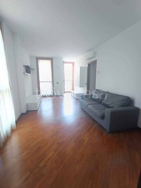 appartamento in affitto a Lodi