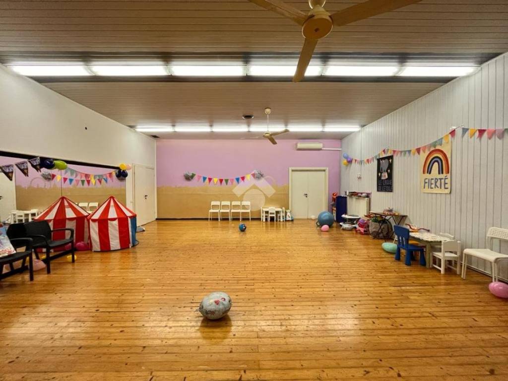 negozio in affitto a Lodi in zona Centro Storico