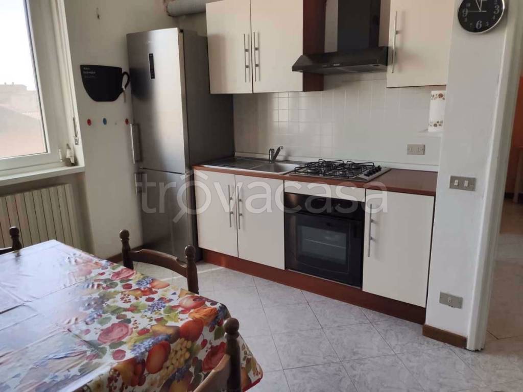 appartamento in affitto a Lodi in zona Città Bassa