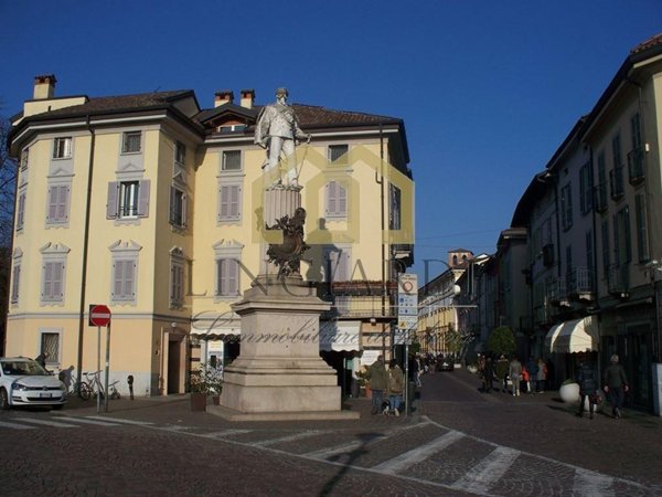 negozio in affitto a Lodi in zona Centro Storico