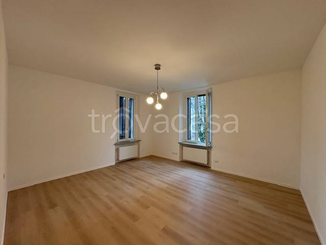 appartamento in affitto a Lodi in zona Corso Mazzini