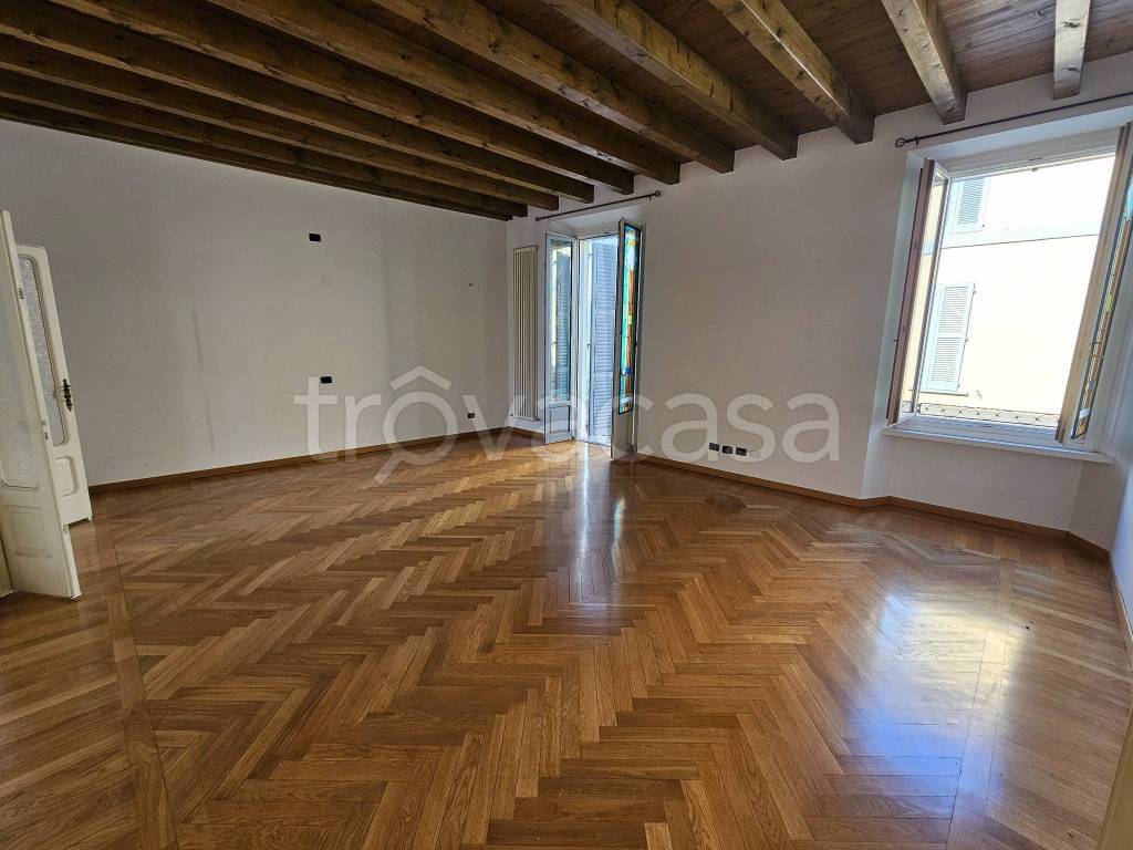 appartamento in affitto a Lodi in zona Centro Storico