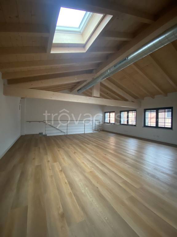 appartamento in affitto a Lodi in zona Centro Storico