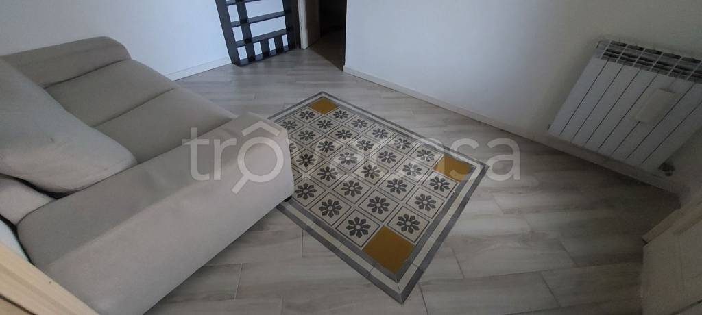 appartamento in affitto a Lodi in zona Centro Storico