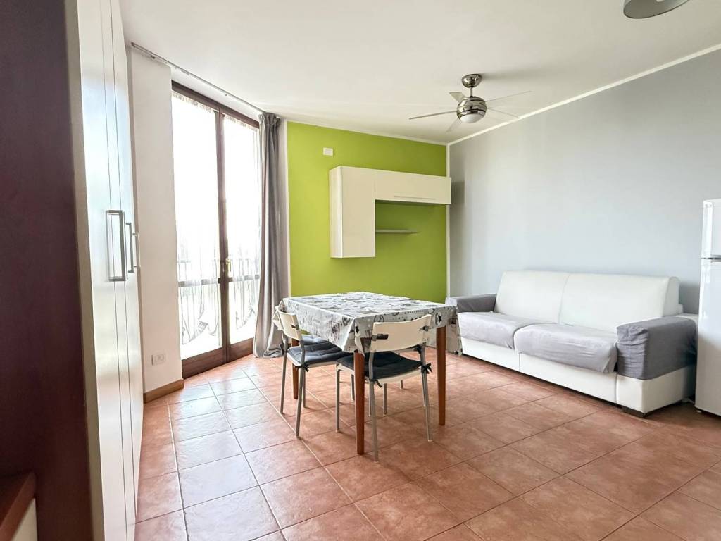 appartamento in affitto a Lodi in zona Piazza Albarola