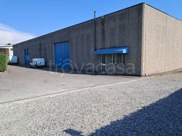 locale commerciale in affitto a Lodi